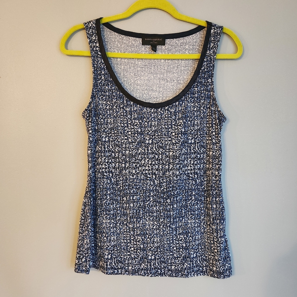 Banana Republic Luxe Touch Tank